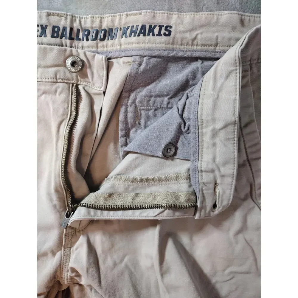 Duluth Trading Co Flex Ballroom Khakis Shorts Mens 32 Utility Cargo Gorpcore